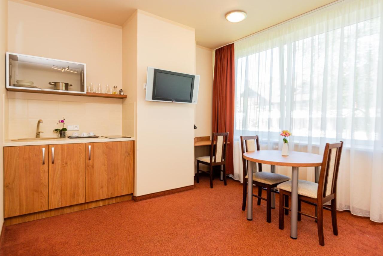 Hotel Zuvedra à Palanga Extérieur photo